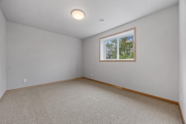 973 61st Avenue W, West Fargo, ND 58078