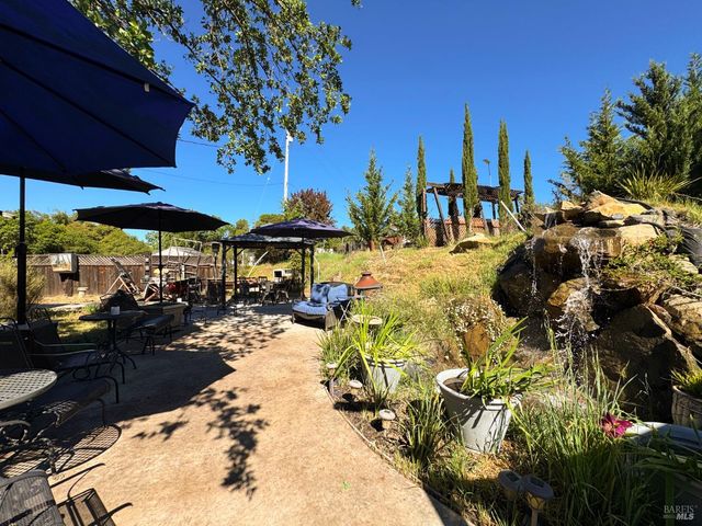 3997 Eastside Calpella Rd, Ukiah, CA 95482