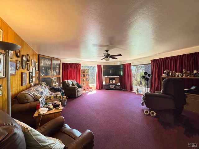 3997 Eastside Calpella Rd, Ukiah, CA 95482