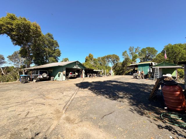 3997 Eastside Calpella Rd, Ukiah, CA 95482