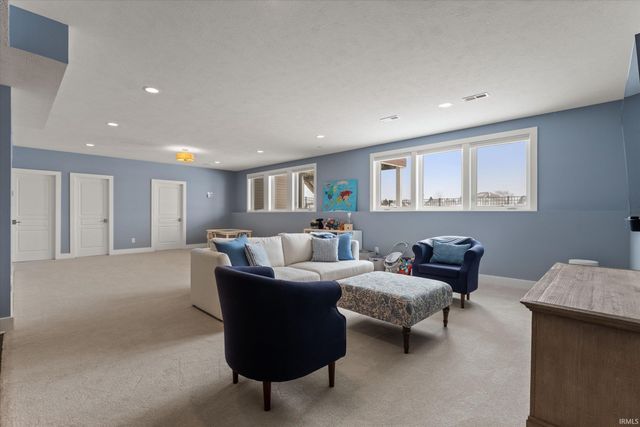 4738 Portside Drive, South Bend, IN 46628