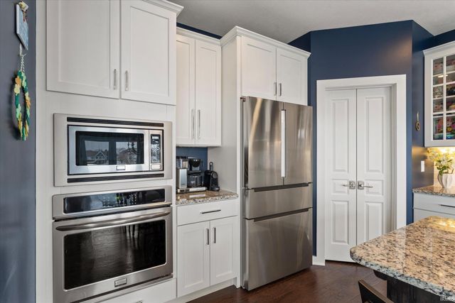 4738 Portside Drive, South Bend, IN 46628