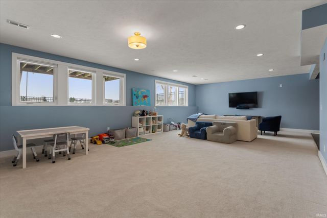 4738 Portside Drive, South Bend, IN 46628