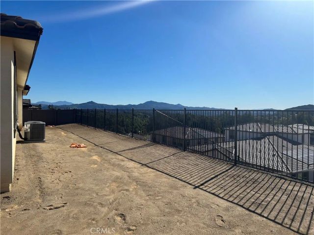 1390 N Amanda Glen North, Escondido, CA 92029