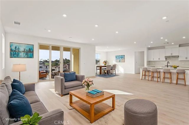 1390 N Amanda Glen North, Escondido, CA 92029