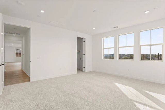 1390 N Amanda Glen North, Escondido, CA 92029