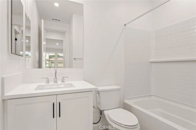 1390 N Amanda Glen North, Escondido, CA 92029