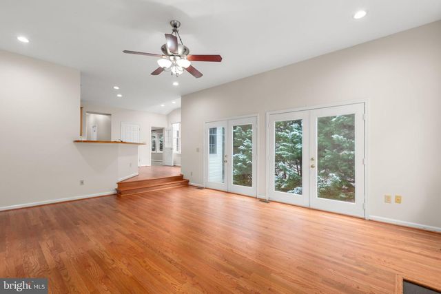 1010 ROBERTS CT, Fredericksburg, VA 22401