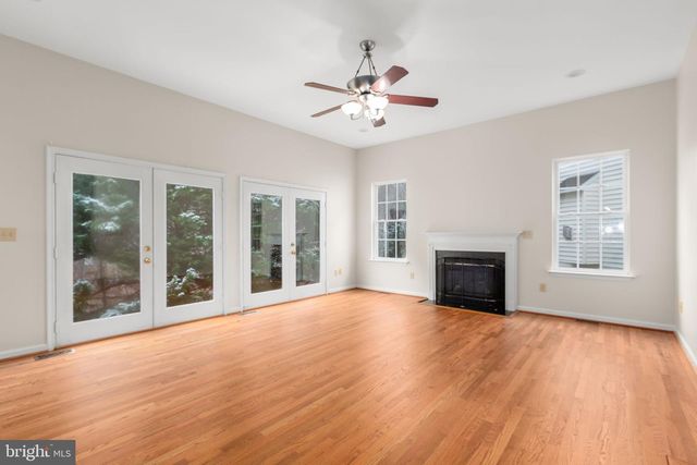 1010 ROBERTS CT, Fredericksburg, VA 22401