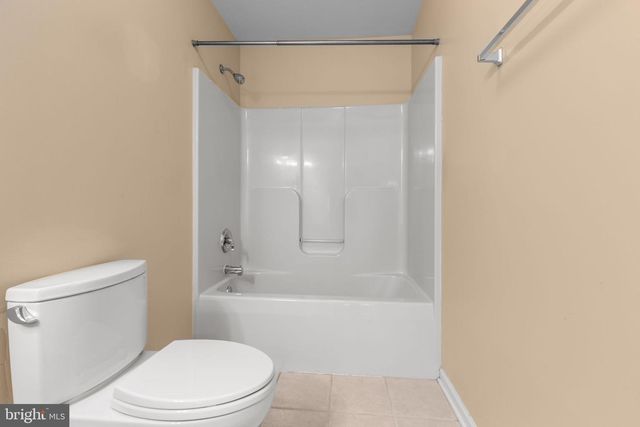 1010 ROBERTS CT, Fredericksburg, VA 22401