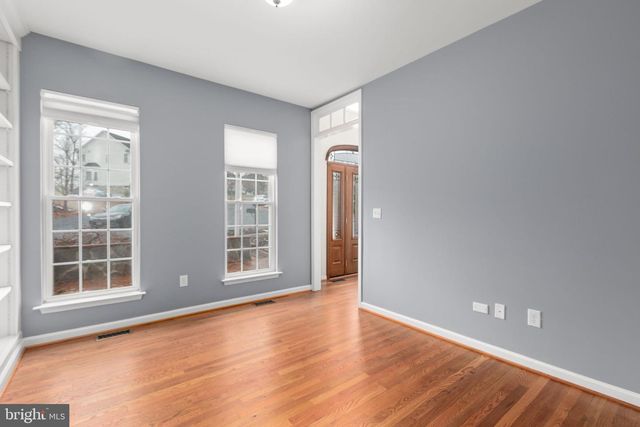 1010 ROBERTS CT, Fredericksburg, VA 22401