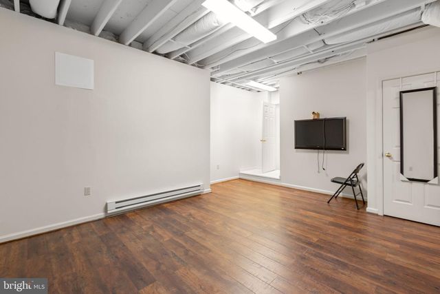 1010 ROBERTS CT, Fredericksburg, VA 22401