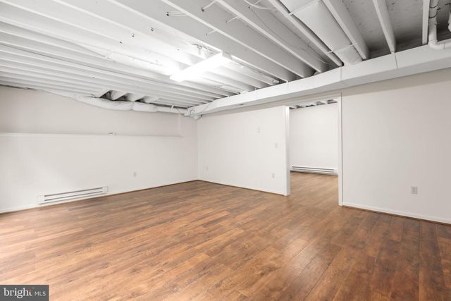 1010 ROBERTS CT, Fredericksburg, VA 22401