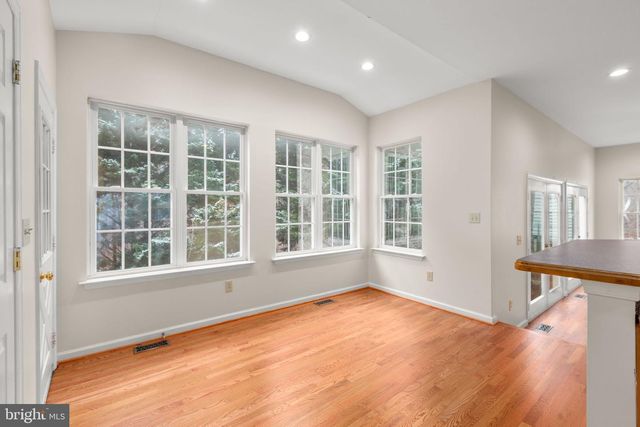 1010 ROBERTS CT, Fredericksburg, VA 22401