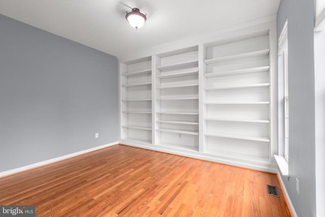 1010 ROBERTS CT, Fredericksburg, VA 22401