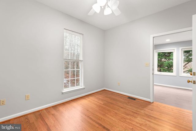 1010 ROBERTS CT, Fredericksburg, VA 22401