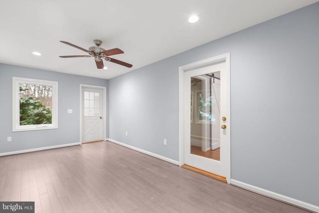 1010 ROBERTS CT, Fredericksburg, VA 22401