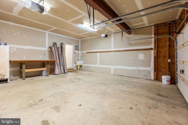 1010 ROBERTS CT, Fredericksburg, VA 22401