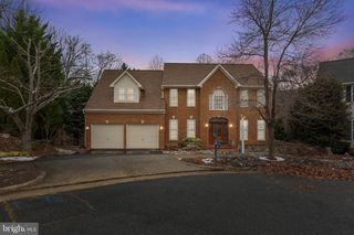 1010 ROBERTS CT, Fredericksburg, VA 22401
