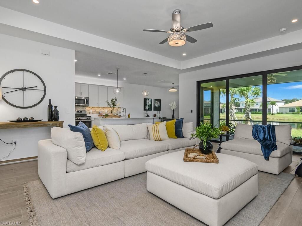 21079 Hallandale DR, Estero, FL 33928