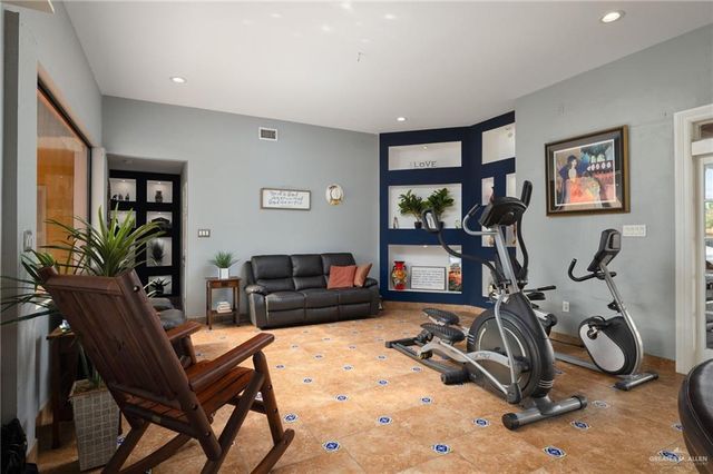 2507 E Mile 5 Road, Mission, TX 78573