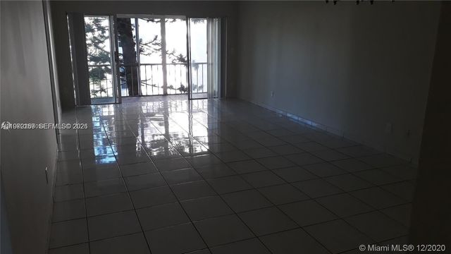 1540 NE 191st St 244, Miami, FL 33179