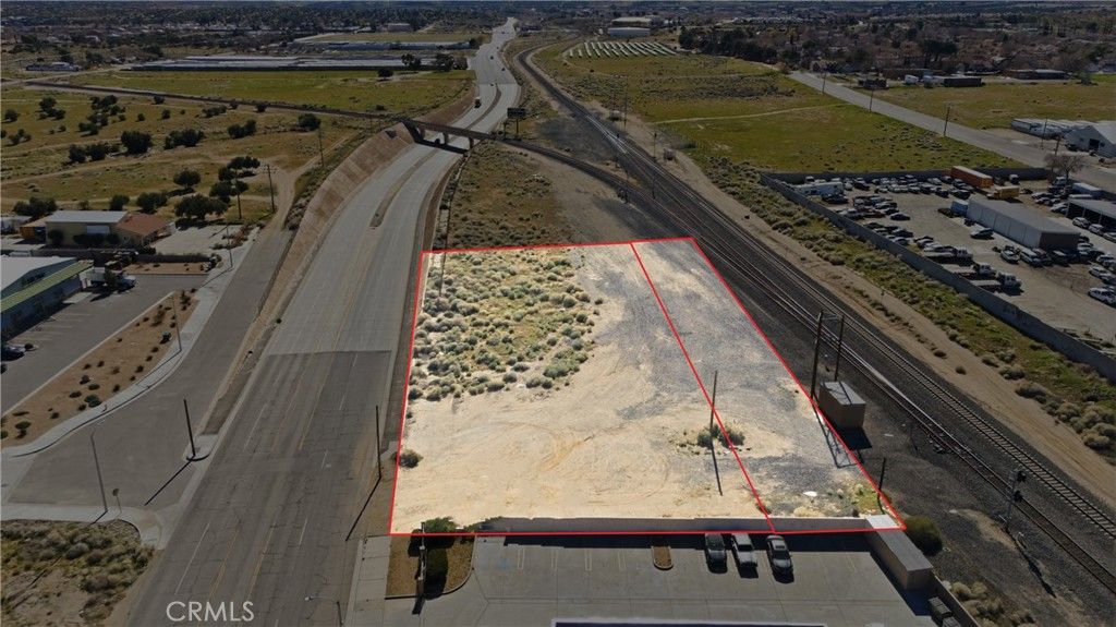 Image 7 of property listing at 0 Sierra Hwy, Palmdale, CA 93550