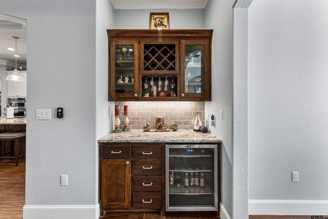 1111 Cambridge Bend, Tyler, TX 75703