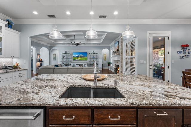 1111 Cambridge Bend, Tyler, TX 75703