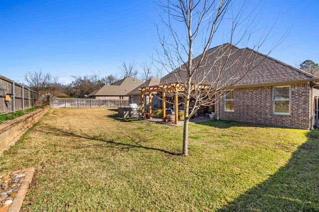 1111 Cambridge Bend, Tyler, TX 75703