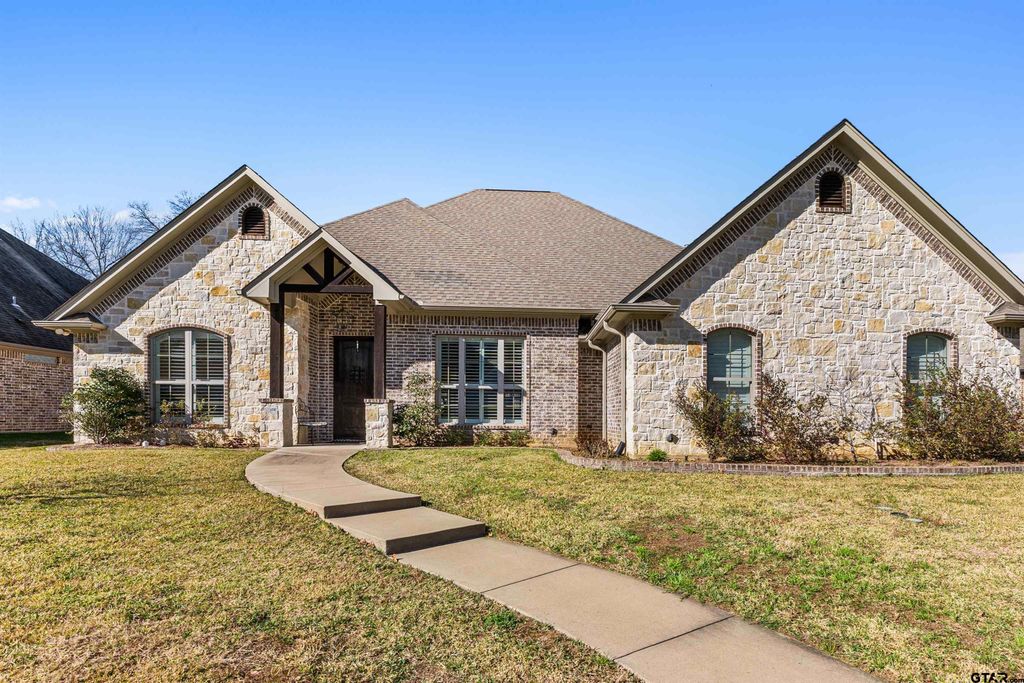1111 Cambridge Bend, Tyler, TX 75703