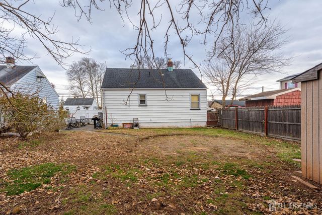 81 Larch Street, Port Reading, NJ 07064