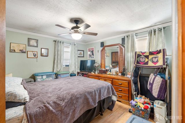 81 Larch Street, Port Reading, NJ 07064