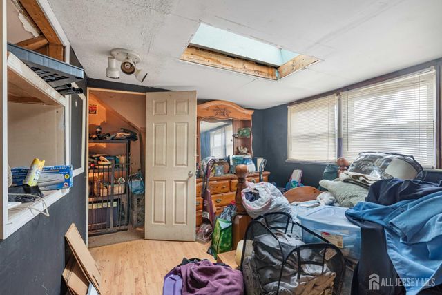 81 Larch Street, Port Reading, NJ 07064