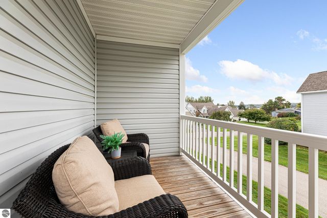 755 N Deer Path Trail, Suttons Bay, MI 49682