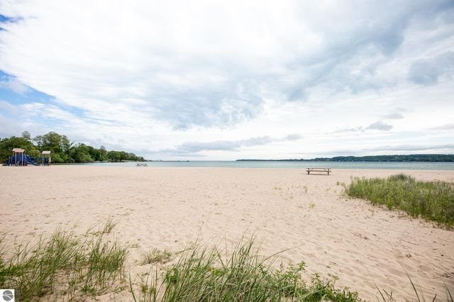 755 N Deer Path Trail, Suttons Bay, MI 49682