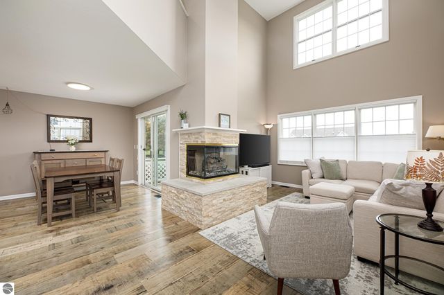 755 N Deer Path Trail, Suttons Bay, MI 49682