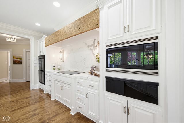 7436 Glenvista Place, Fishers, IN 46038