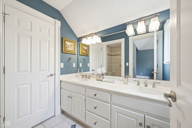 7436 Glenvista Place, Fishers, IN 46038