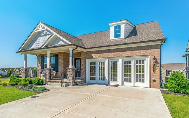 1085 Clendening Dr, Gallatin, TN 37066