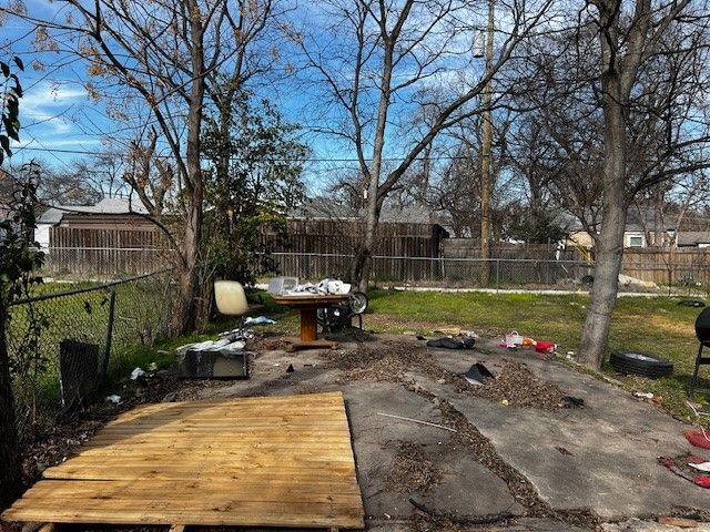 2323 Deer Path Drive, Dallas, TX 75216