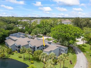 2125 Pine Creek Boulevard 201, Vero Beach, FL 32966