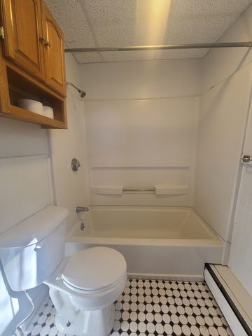 39 Florence 2, Worcester, MA 01608