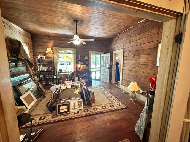 4832 FM 1844, Gladewater, TX 75647