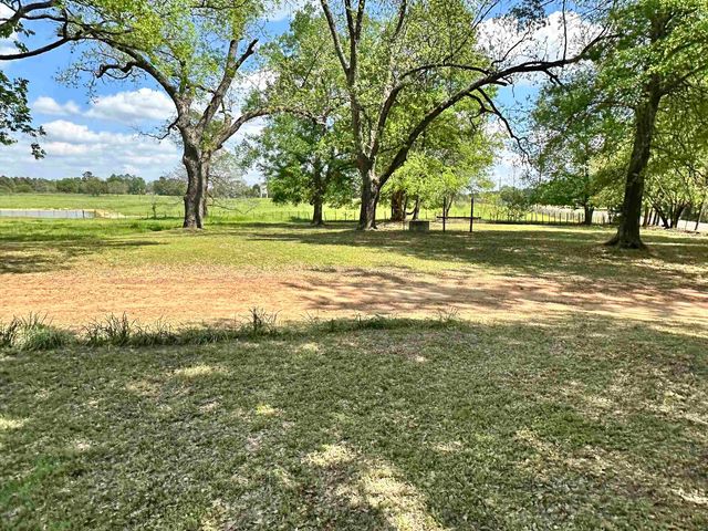 4832 FM 1844, Gladewater, TX 75647