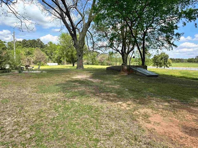 4832 FM 1844, Gladewater, TX 75647