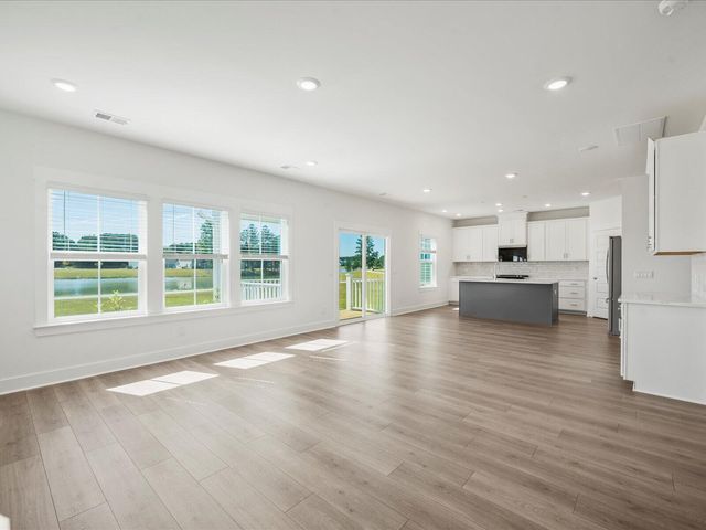 418 Radiant Blue Way, Summerville, SC 29486