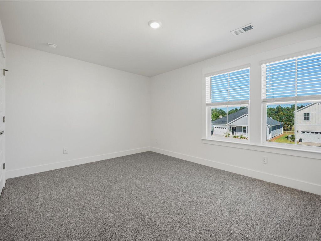 Image 15 of property listing at 418 Radiant Blue Way, Summerville, SC 29486