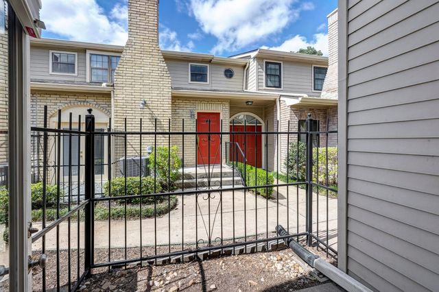 7350 Kirby 24, Houston, TX 77030