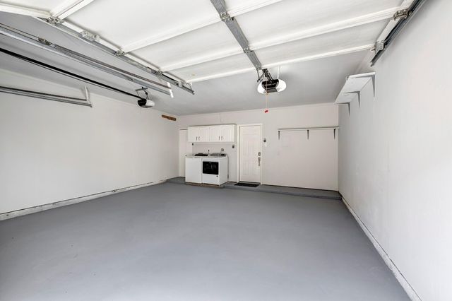 7350 Kirby 24, Houston, TX 77030